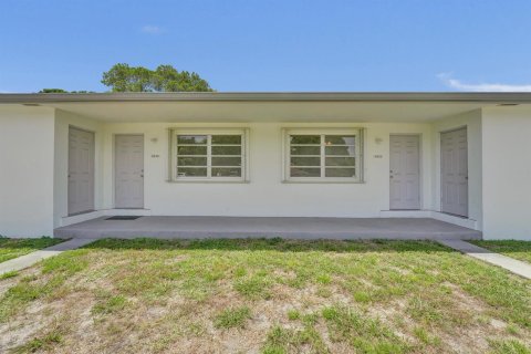 Propiedad comercial en venta en Hollywood, Florida, 178 m2 № 2173840 - foto 28