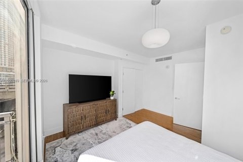 Condo in Miami, Florida, 3 bedrooms  № 2067693 - photo 20