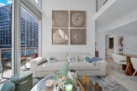 Condo in Miami, Florida, 3 bedrooms  № 2067693 - photo 28