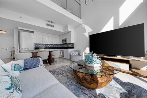 Condo in Miami, Florida, 3 bedrooms  № 2067693 - photo 9