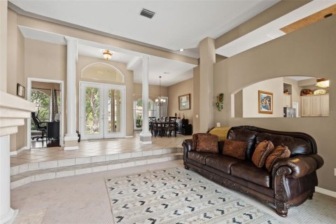 House in Tampa, Florida 4 bedrooms, 310.48 sq.m. № 2117266 - photo 13