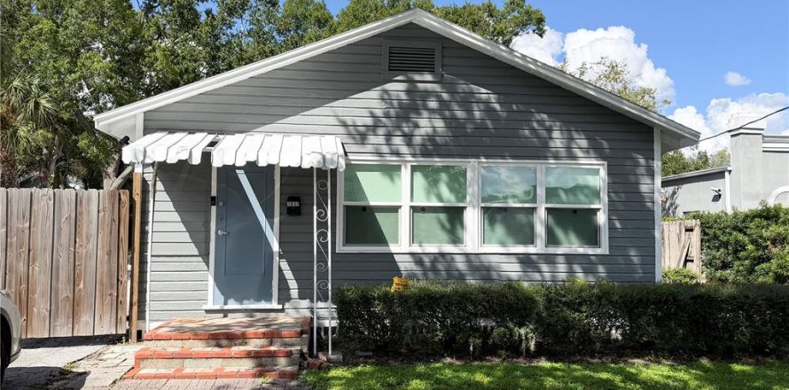 Villa ou maison à Sarasota, Floride 3 chambres, 83.61 m2 № 2419087
