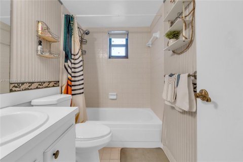 Copropriété à vendre à Plantation, Floride: 2 chambres, 104.05 m2 № 2013310 - photo 6