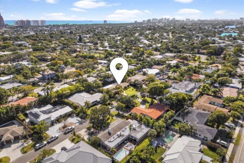 Casa en alquiler en Fort Lauderdale, Florida, 5 dormitorios, 261.89 m2 № 2060614 - foto 6