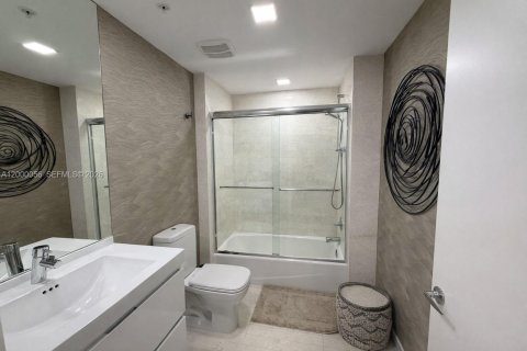 Снять в аренду кондоминиум в Норт-Майами-Бич, Флорида 2 спальни, 158.31м2, № 2066051 - фото 13