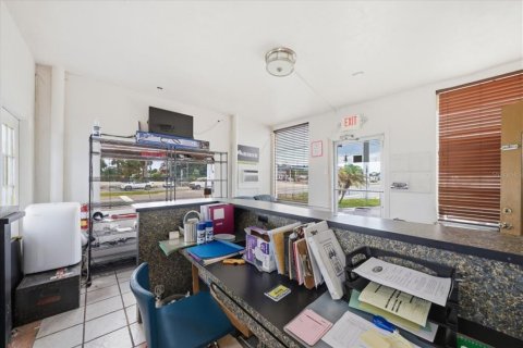 Immobilier commercial à vendre à Titusville, Floride: 173.36 m2 № 2113188 - photo 28