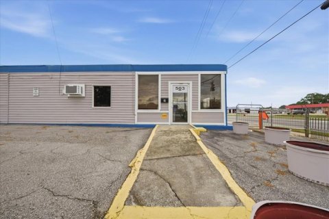 Immobilier commercial à vendre à Titusville, Floride: 173.36 m2 № 2113188 - photo 13