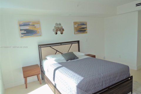 Снять в аренду кондоминиум в Бей-Харбор-Айлендс, Флорида 2 спальни, 133.22м2, № 2062890 - фото 21