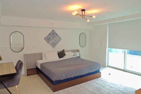 Снять в аренду кондоминиум в Бей-Харбор-Айлендс, Флорида 2 спальни, 133.22м2, № 2062890 - фото 10