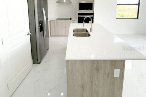 Villa ou maison à vendre à LaBelle, Floride: 4 chambres, 159.33 m2 № 2414085 - photo 7