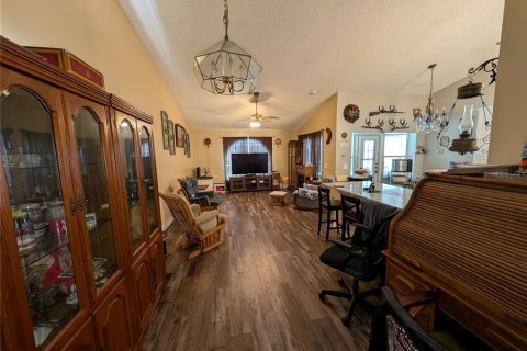 Villa ou maison à vendre à Kissimmee, Floride: 4 chambres, 160.91 m2 № 1587342 - photo 6