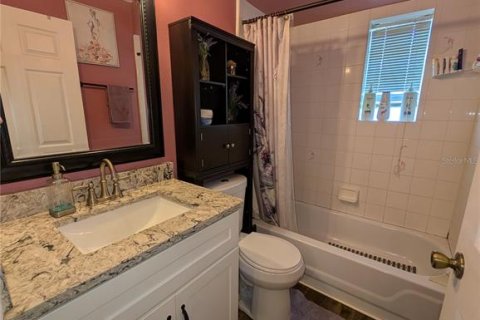 Villa ou maison à vendre à Kissimmee, Floride: 4 chambres, 160.91 m2 № 1587342 - photo 12
