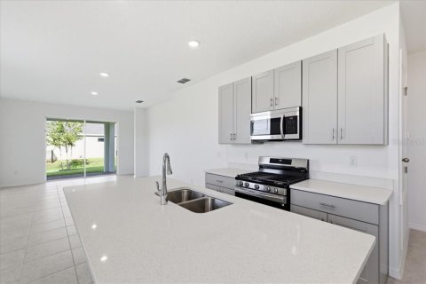 Villa ou maison à vendre à Wildwood, Floride: 3 chambres, 124.02 m2 № 2428982 - photo 3