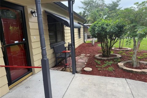 Casa en alquiler en Casselberry, Florida, 2 dormitorios, 106.19 m2 № 1911217 - foto 2