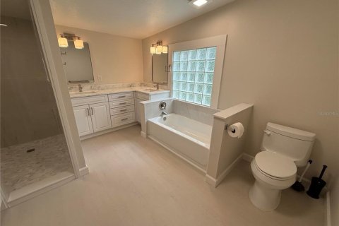 Casa en alquiler en Casselberry, Florida, 2 dormitorios, 106.19 m2 № 1911217 - foto 5