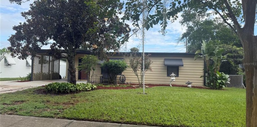 Casa en Casselberry, Florida 2 dormitorios, 106.19 m2 № 1911217