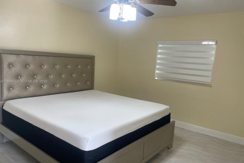 Снять в аренду виллу или дом в Майами, Флорида 3 спальни, 149.57м2, № 2003656 - фото 18