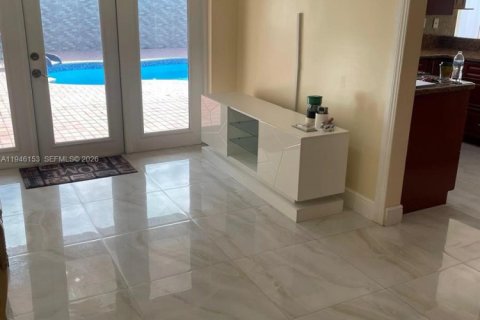 Снять в аренду виллу или дом в Майами, Флорида 3 спальни, 149.57м2, № 2003656 - фото 7