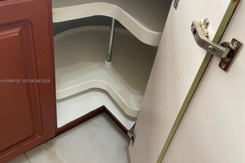 Снять в аренду виллу или дом в Майами, Флорида 3 спальни, 149.57м2, № 2003656 - фото 23