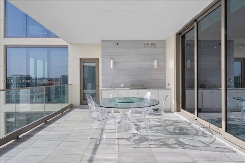 Condo in Sunny Isles Beach, Florida, 3 bedrooms  № 1818390 - photo 17