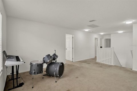 House in Davenport, Florida 5 bedrooms, 288.18 sq.m. № 1677134 - photo 23