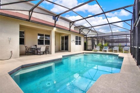 House in Davenport, Florida 5 bedrooms, 288.18 sq.m. № 1677134 - photo 6