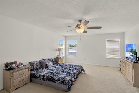 House in Davenport, Florida 5 bedrooms, 288.18 sq.m. № 1677134 - photo 26