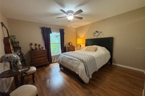 House in Sarasota, Florida 3 bedrooms, 207.73 sq.m. № 2324384 - photo 20
