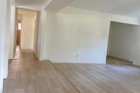 Casa en venta en Ocala, Florida, 3 dormitorios, 160.72 m2 № 1837917 - foto 13