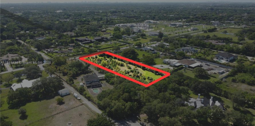 Terrain à Southwest Ranches, Floride № 2035337