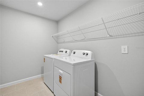 Adosado en venta en Brandon, Florida, 4 dormitorios, 240.25 m2 № 1869665 - foto 30