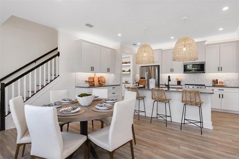 Adosado en venta en Brandon, Florida, 4 dormitorios, 240.25 m2 № 1869665 - foto 8