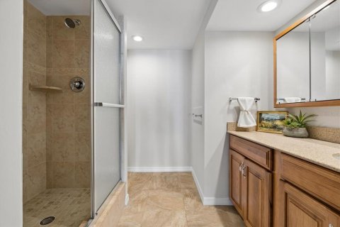 Condo in Belleair, Florida, 2 bedrooms  № 2430365 - photo 19