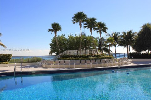 Copropriété à louer à Miami Beach, Floride: 2 chambres, 126.35 m2 № 1703896 - photo 30