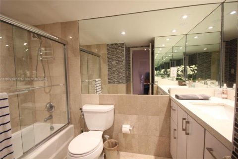 Copropriété à louer à Miami Beach, Floride: 2 chambres, 126.35 m2 № 1703896 - photo 23