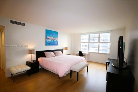 Copropriété à louer à Miami Beach, Floride: 2 chambres, 126.35 m2 № 1703896 - photo 19