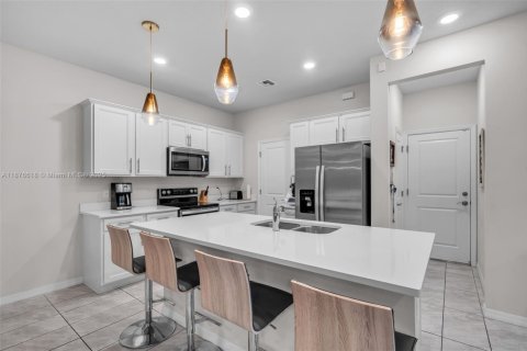 Купить таунхаус в Холливуд, Флорида 3 спальни, 164.34м2, № 1980855 - фото 6