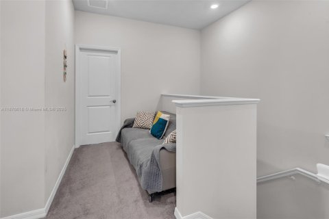 Купить таунхаус в Холливуд, Флорида 3 спальни, 164.34м2, № 1980855 - фото 12
