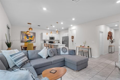 Купить таунхаус в Холливуд, Флорида 3 спальни, 164.34м2, № 1980855 - фото 5