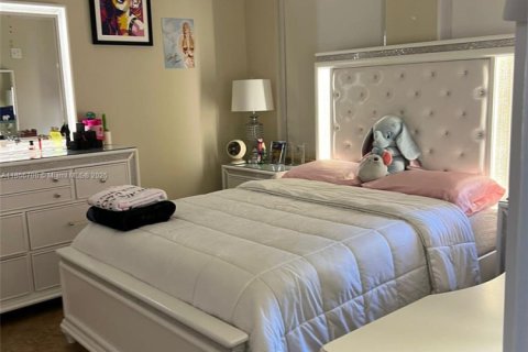 Купить виллу или дом в Майами, Флорида 4 спальни, 260.59м2, № 1896935 - фото 18