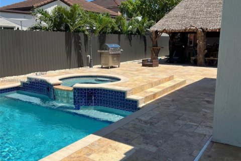 Купить виллу или дом в Майами, Флорида 4 спальни, 260.59м2, № 1896935 - фото 19