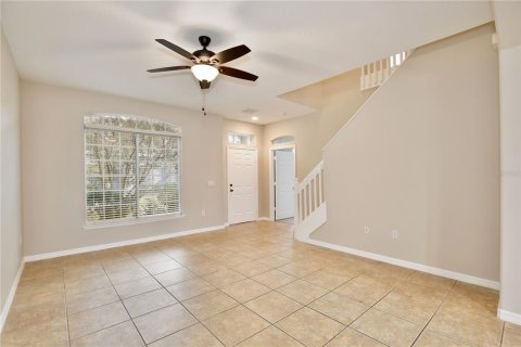 Touwnhouse à louer à Orlando, Floride: 3 chambres, 163.23 m2 № 2383649 - photo 4