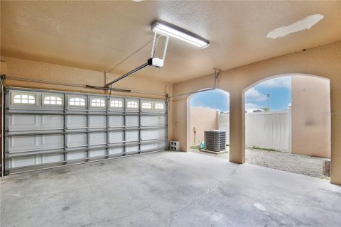 Touwnhouse à louer à Orlando, Floride: 3 chambres, 163.23 m2 № 2383649 - photo 26