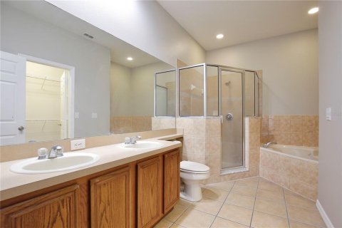 Touwnhouse à louer à Orlando, Floride: 3 chambres, 163.23 m2 № 2383649 - photo 12