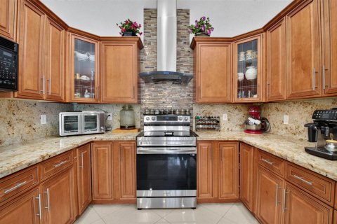 House in Boca Raton, Florida 3 bedrooms, 178.74 sq.m. № 2409432 - photo 18