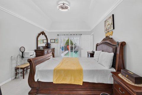 House in Boca Raton, Florida 3 bedrooms, 178.74 sq.m. № 2409432 - photo 25