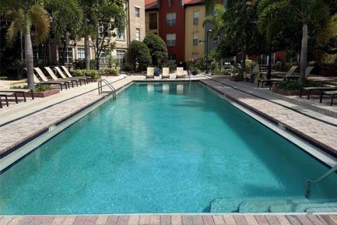 Condo in Tampa, Florida, 2 bedrooms  № 1622603 - photo 12