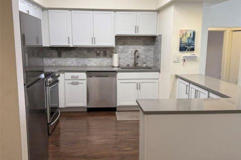 Condo in Tampa, Florida, 2 bedrooms  № 1622603 - photo 2
