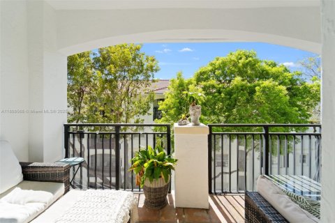 Condo in Aventura, Florida, 2 bedrooms  № 1865724 - photo 9