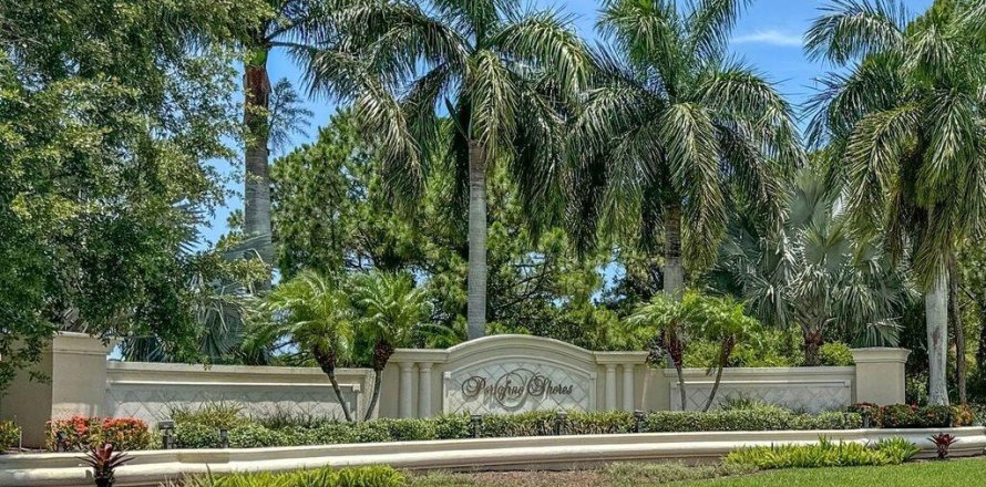 House in Fort Pierce, Florida 4 bedrooms, 170.48 sq.m. № 1208823